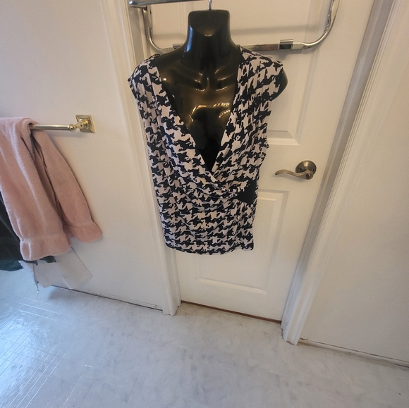 Blouse for work - Picture 1 of 2